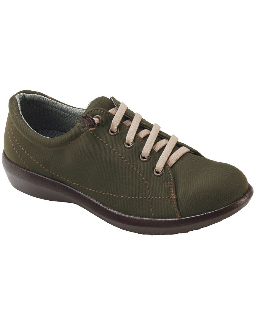 ワコール／ラブボディ ゴム紐カジュアルスニーカー3E VNN522