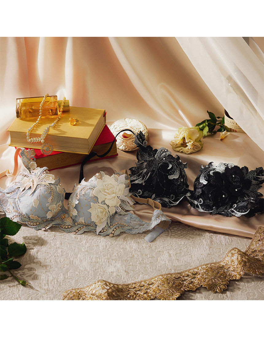 サルート 【限定発売商品】C〜Iカップ：きれいな谷間をつくる