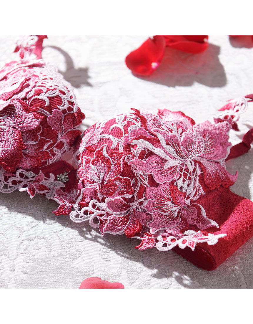 サルート 【限定発売商品】脇・背中すっきり、胸はリッチに Rich Veil Bra 3/4カップブラ BTJ704|ワコール直営の公式下着通販サイト ワコールウェブストア サルート 【限定発売商品】脇・背中すっきり、胸はリッチに Rich Veil Bra 3/4カップブラ BTJ704|ワコール直営の公式下着通販サイト ワコールウェブストア
