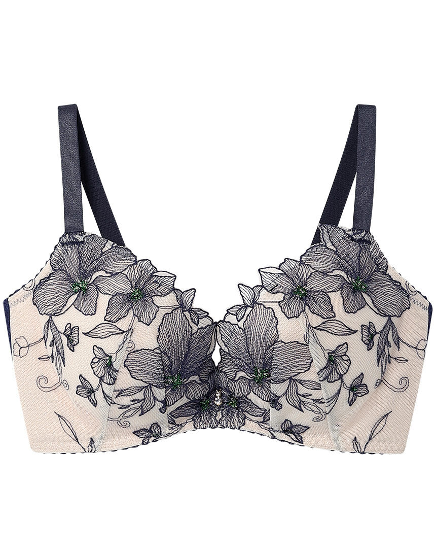 アンフィ ダブル盛タイプ。グラマラス＆リッチな谷間をメイク