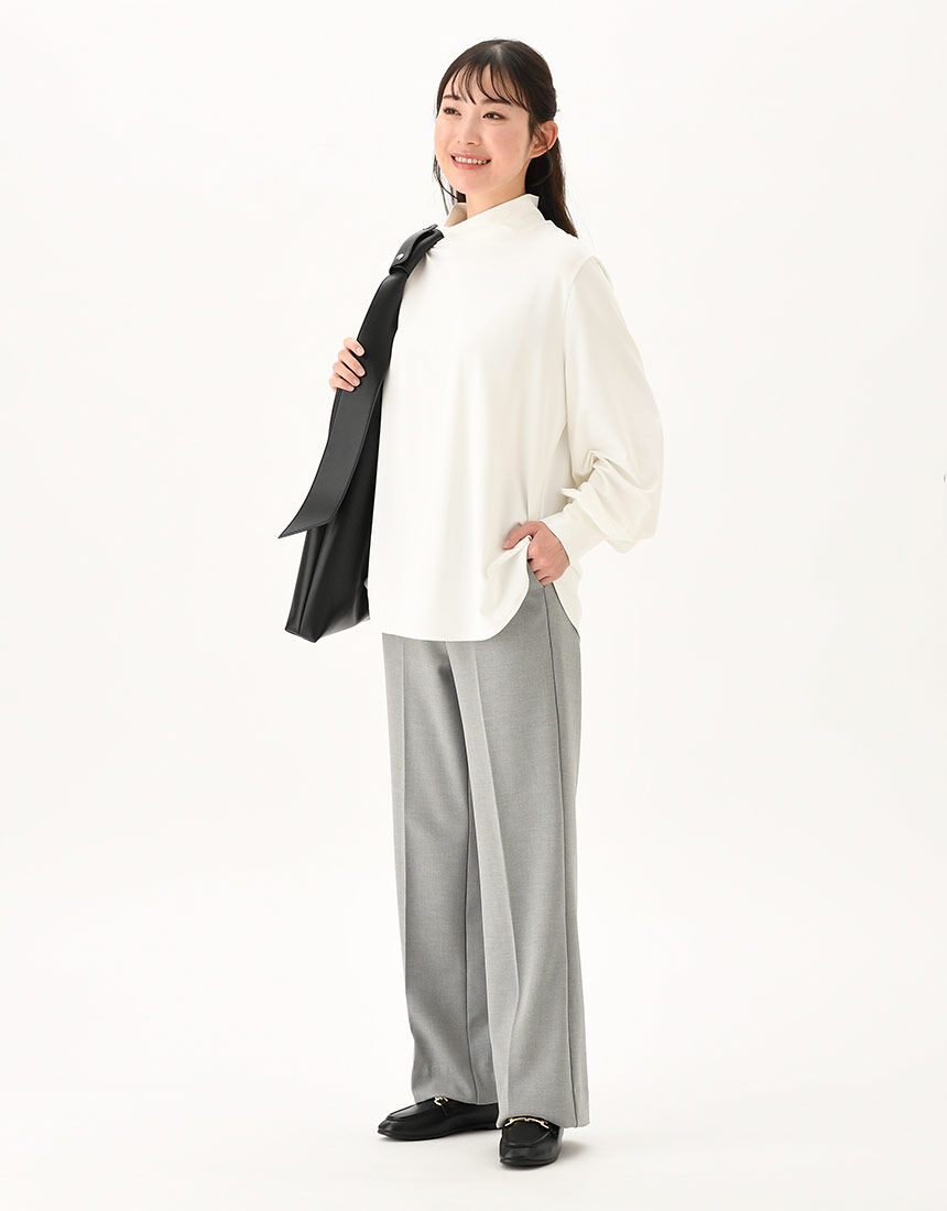 ワコール_カルソン きれいめパンツ フレアー 動きやすいストレッチ素材