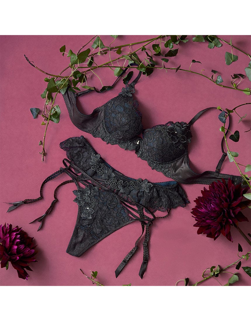 サルート ガーターベルト GTJ627｜ワコール直営の公式下着通販サイト