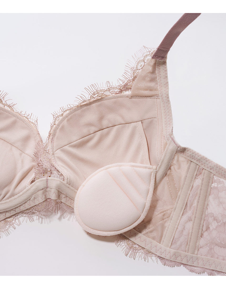 SALON by PEACH JOHN 【盛りブラ】サイズアップしたかのような深い谷間