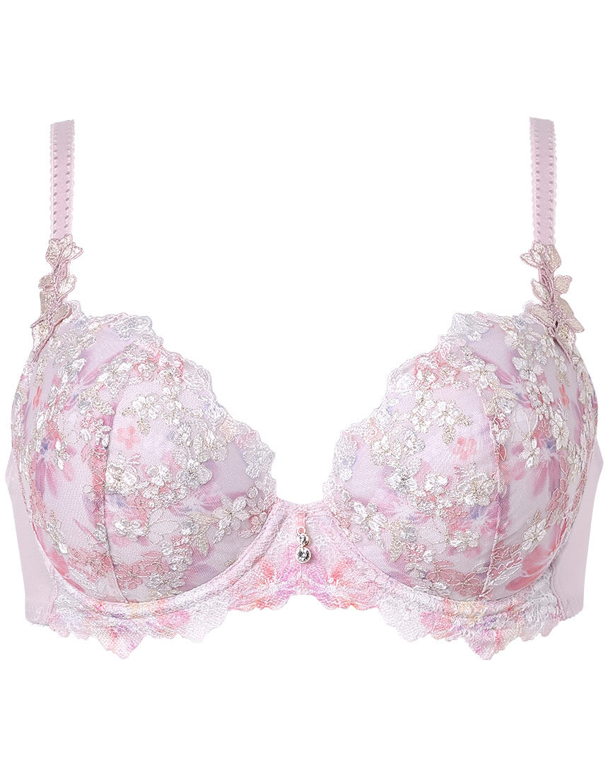 ウイング／レシアージュ ふんわり、まるい自然な谷間をメイク