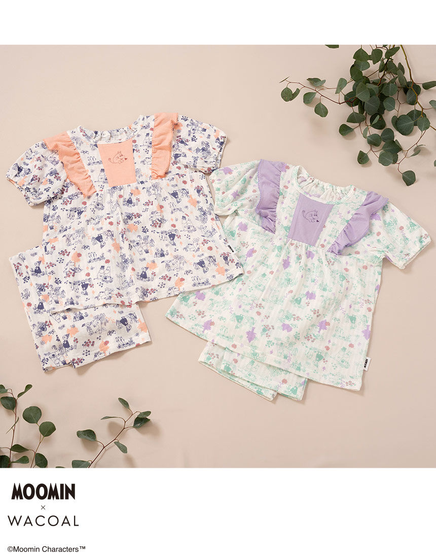 ワコール_キッズ MOOMIN×ワコール ムーミンたちが花畑の中で