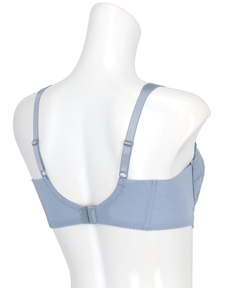 ワコール 【脇＆背中すっきり】脇高設計でハミ肉が目立ちにくい