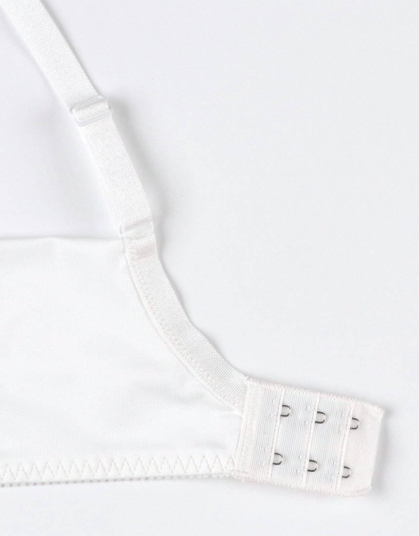 Lingè Noël ランジェノエル 美胸脇高 ブラバックスムージング型 ブラ