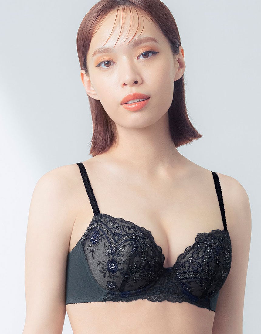 ウイング／レシアージュ 【脇高】谷間ふっくら、サイドすっきり