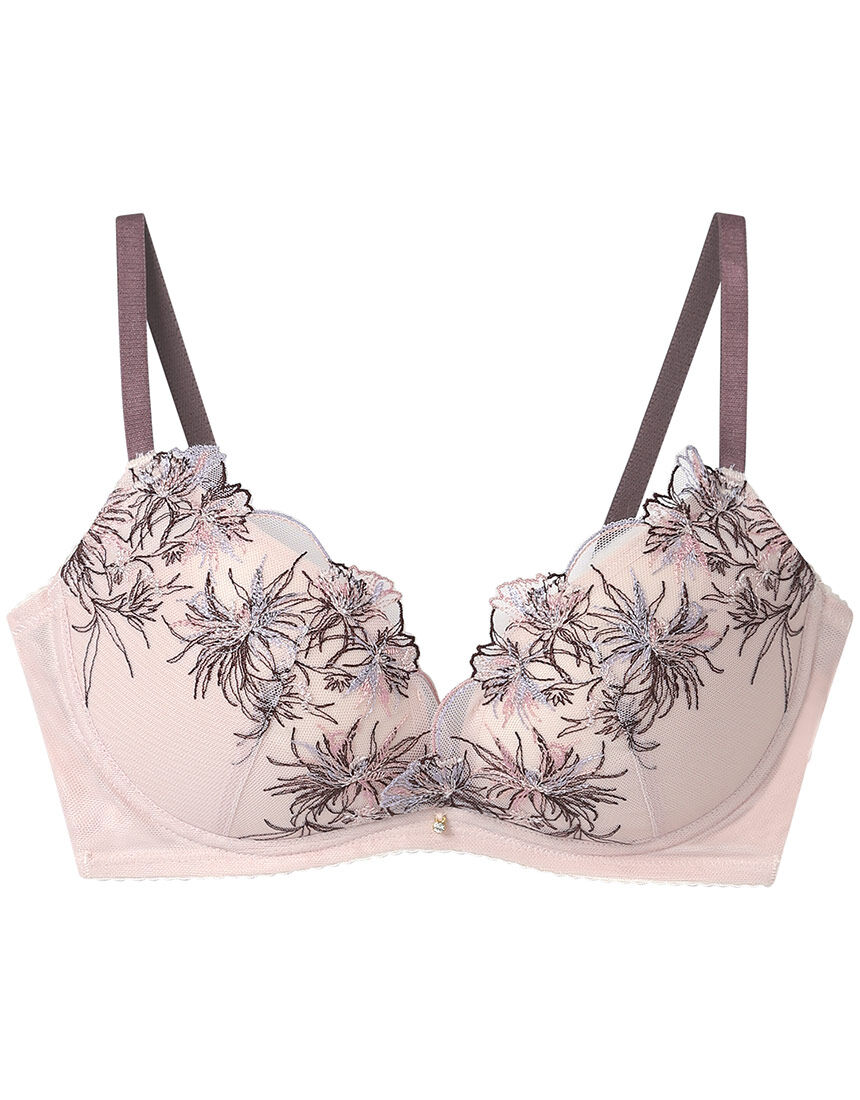 アンフィ ノンワイヤーで谷間もシルエットも美しく整える