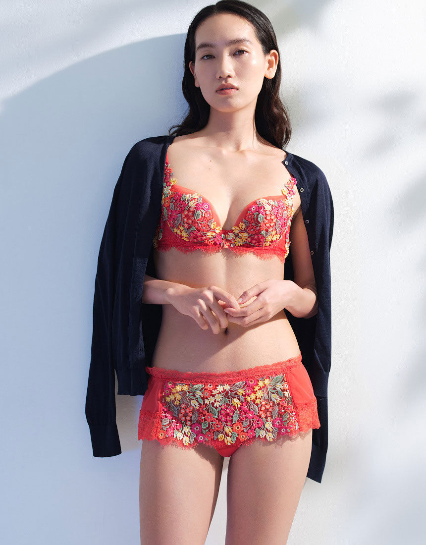 ♡Wacoal♡yue５７G美しく谷間をメイク3/4ブラペアTバックショーツM ♡Wacoal♡yue57G美しく谷間をメイク3/4ブラペアTバックショーツM