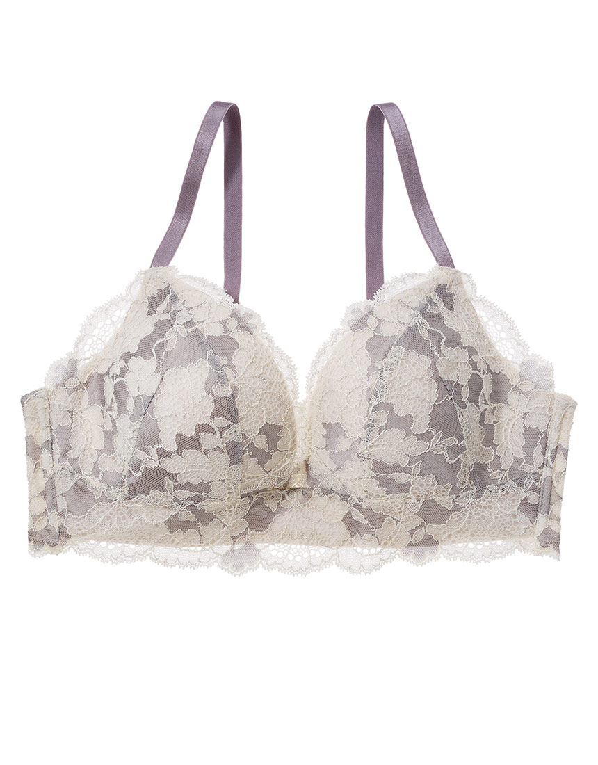 PEACH JOHN 柔らかなソフトタッチワイヤーでラクな着け心地。ぷるるん