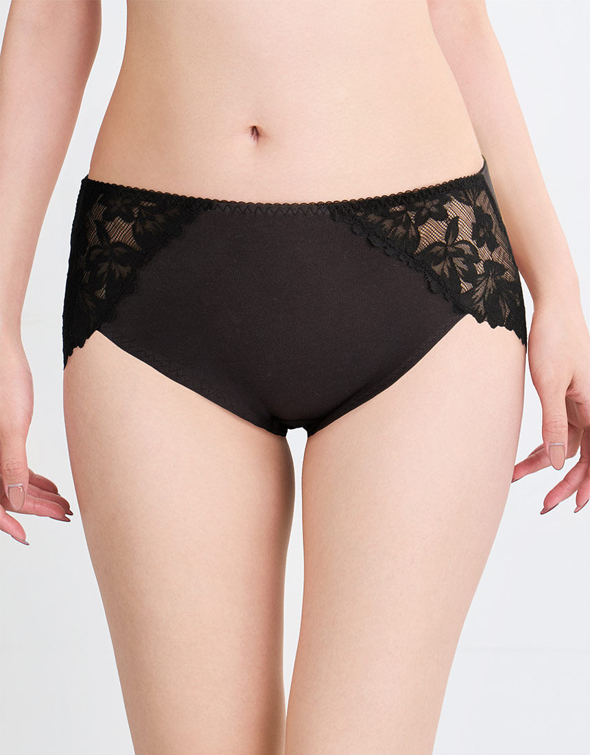 ワコール 【すそピタレーシィ】立体的におしりを包みこむ レディス