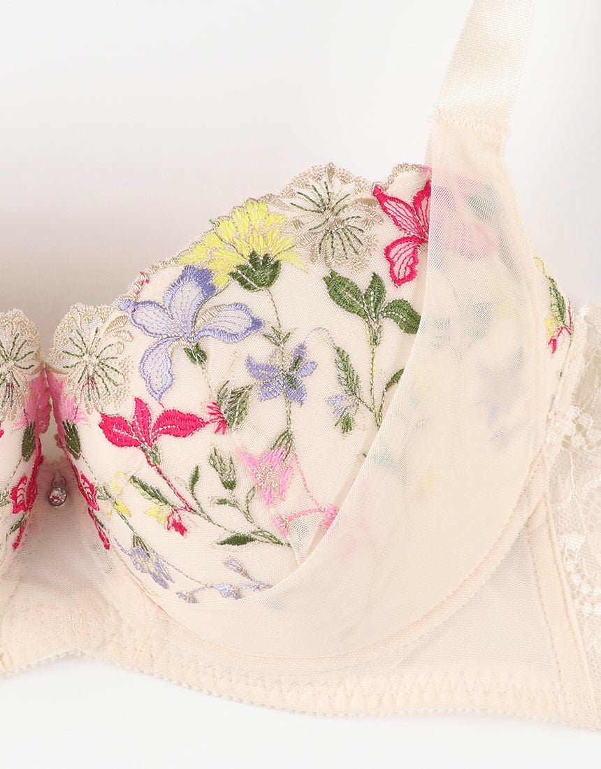 Lingè Noël ランジェノエル 美胸脇高 グラマーサイズ ブラ＆ショーツ