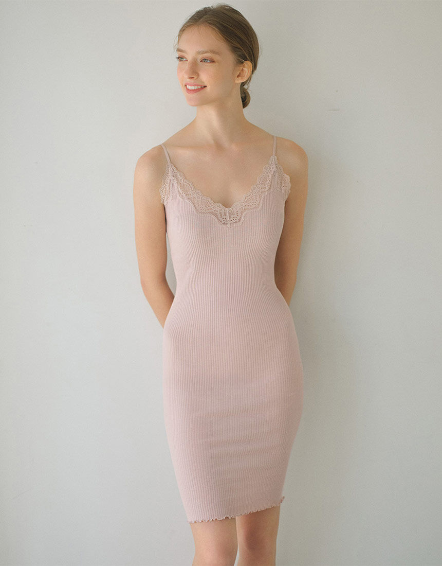 レディース　ワコール　スリップ　キャミソール　肌着下 SUBROSA 脇美人 フルカップ 綿 ブラキャミ 下着 ランジェリー