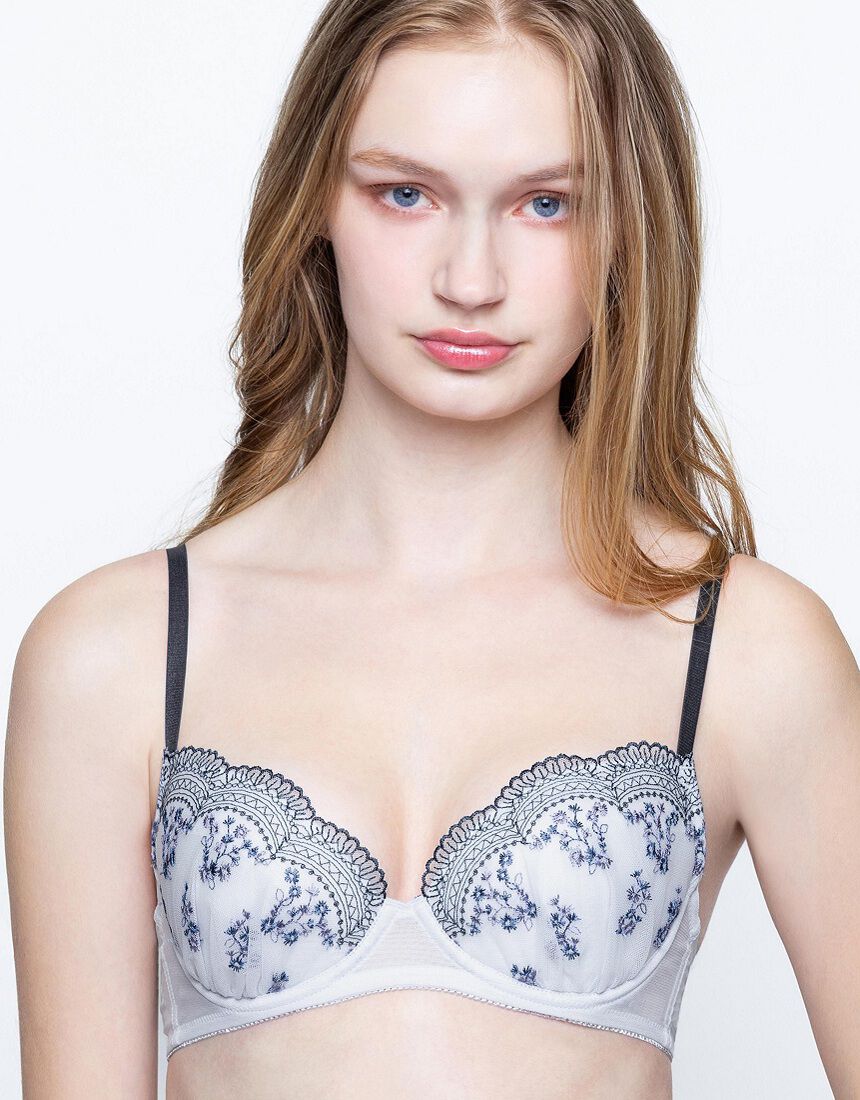 アンフィ ブラ＆ショーツセット BCC232｜ワコール直営の公式下着通販