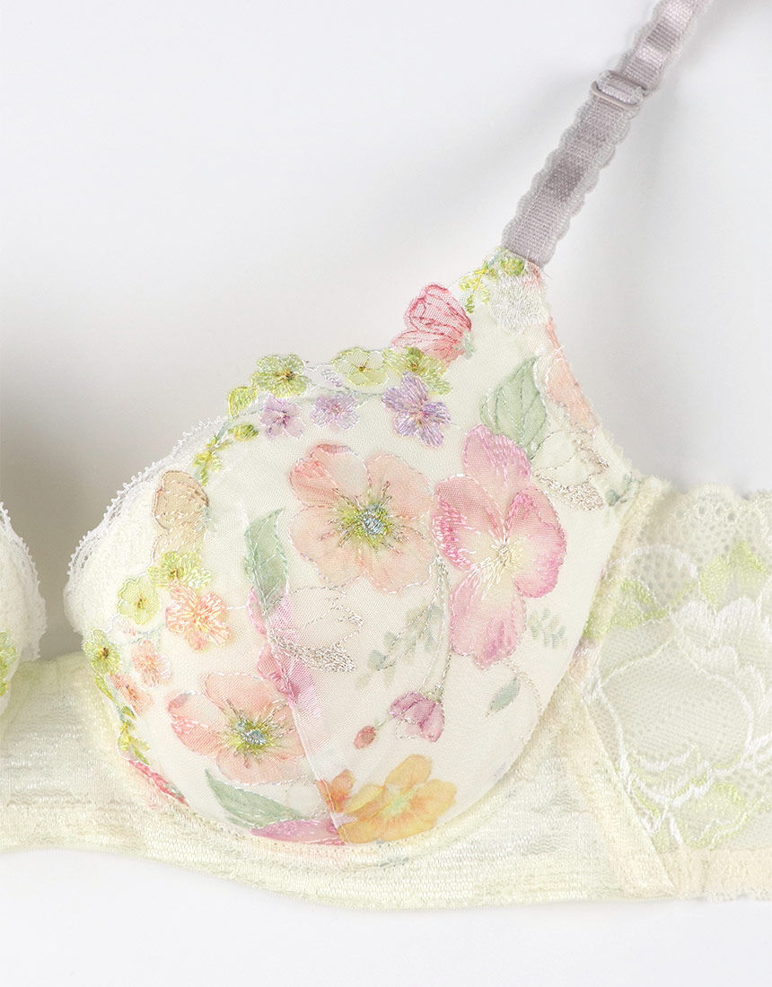 ウイング 背中の段差が気になる方へ【脇高】胸ふっくら＆脇すっきり