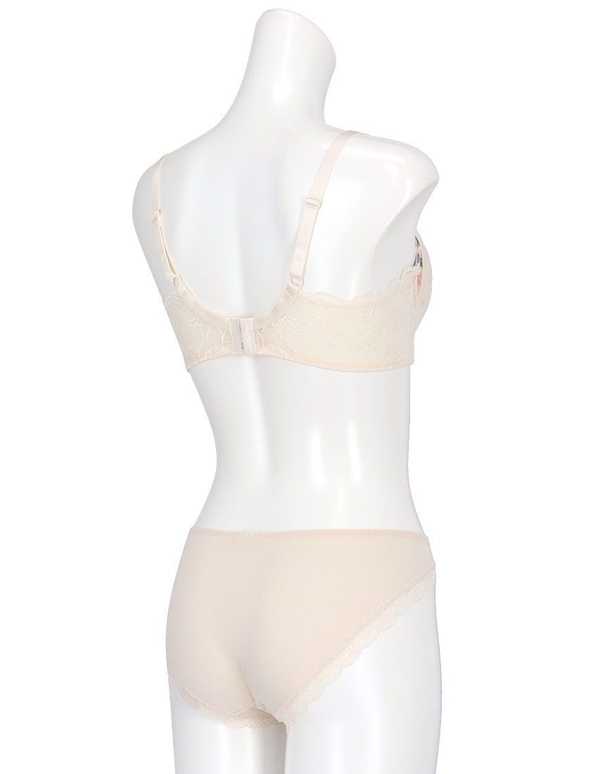 Lingè Noël ランジェノエル 美胸脇高 シュッとRich型 ブラ