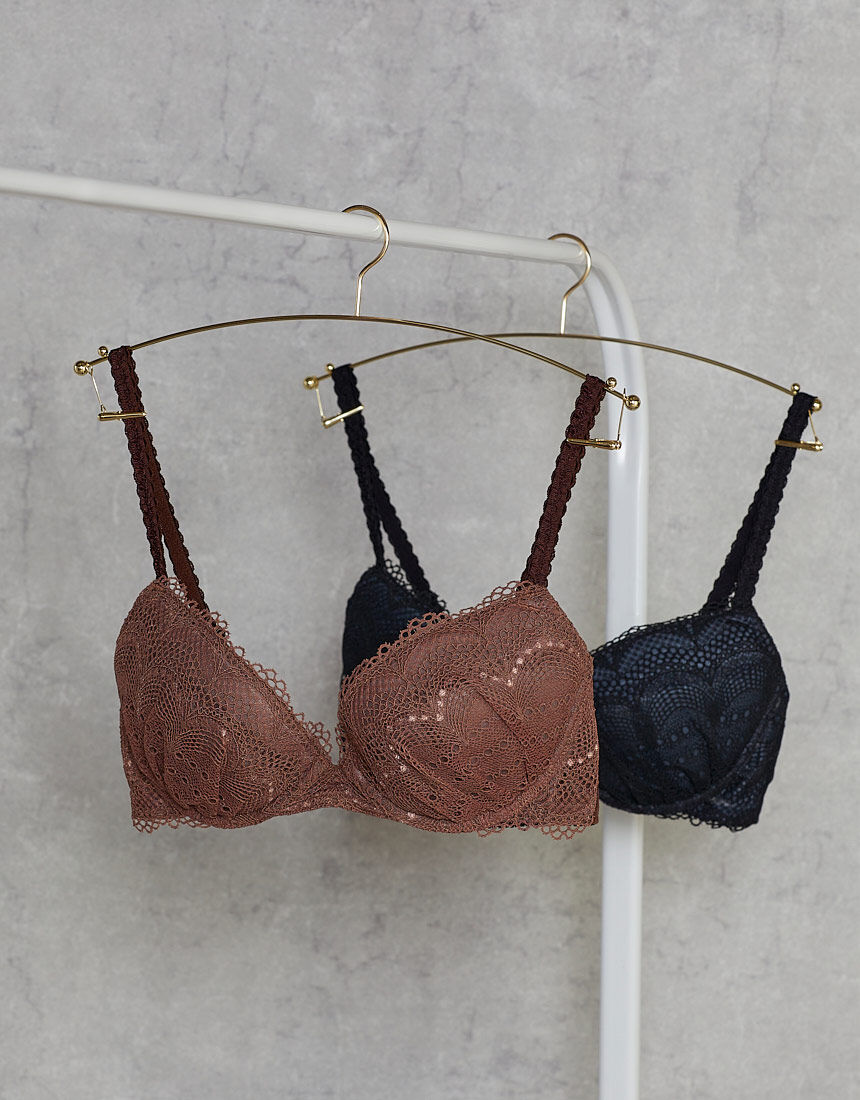 ウンナナクール 上品で繊細なラッセルレース it rains（イット