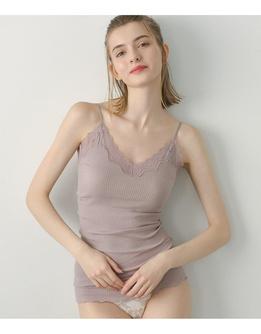 PEACH JOHN 【肌に優しいオーガニックコットン。リブが伸びて気持ちよくフィット】オーガニックコットンレーストリム キャミソール  CPJ009｜ワコール直営の公式下着通販サイト ワコールウェブストア