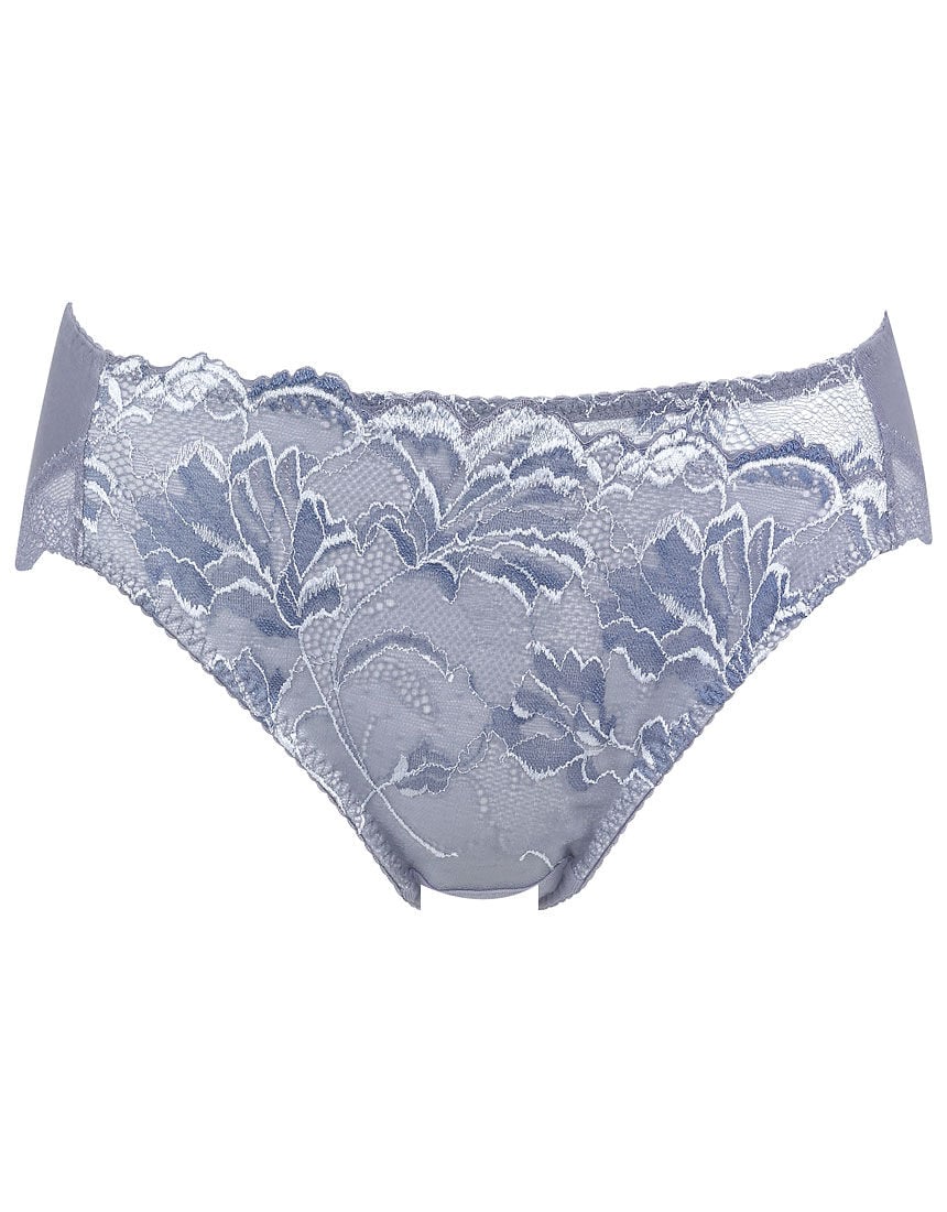 �u���i�o�a�R�O�O�O�j �y�A �V���[�c