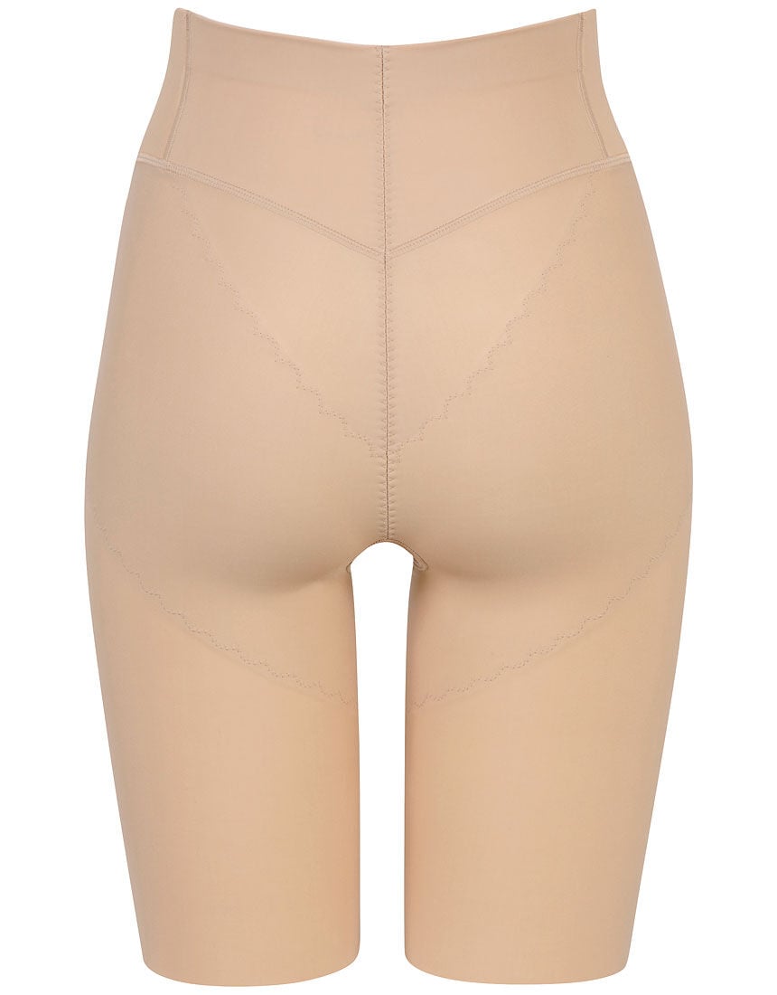 ワコール 【お尻をキュッ！座ってもラク！】小さく見せるガードル