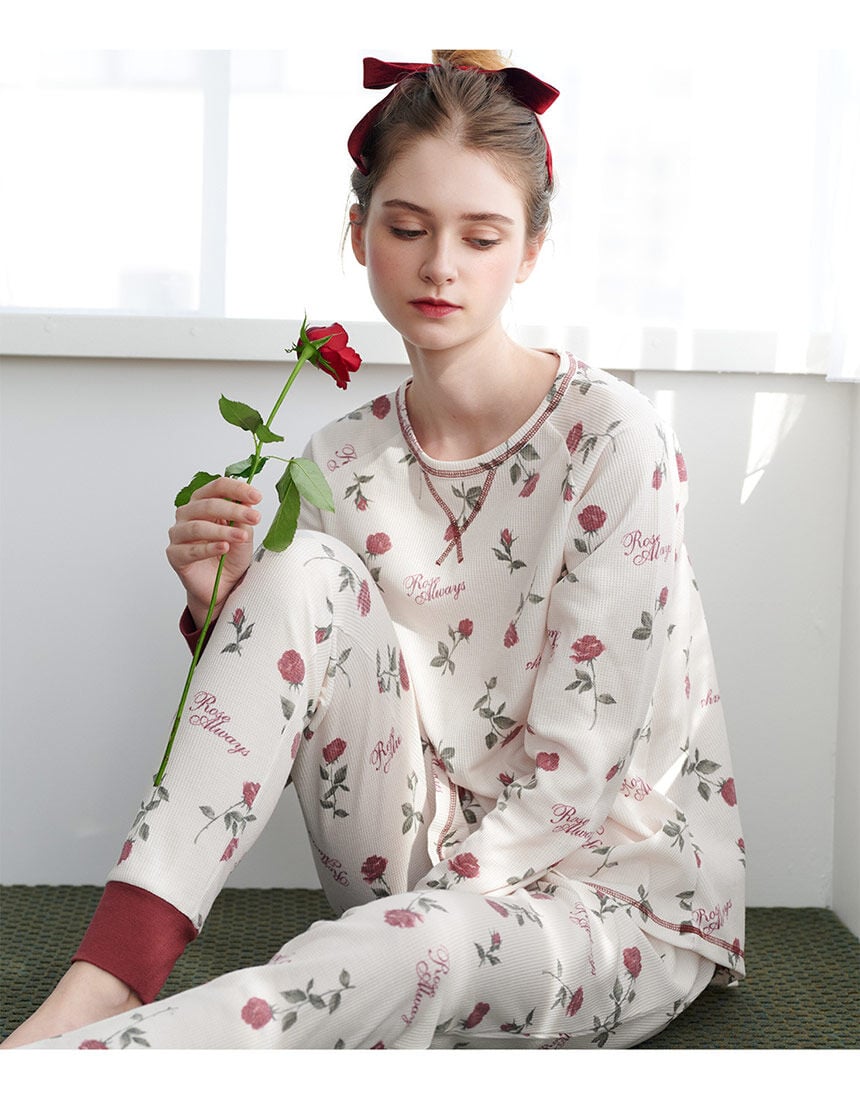 PEACH JOHN 腹巻き付きで温活にも。肌ざわり良くコスパ抜群のワッフル