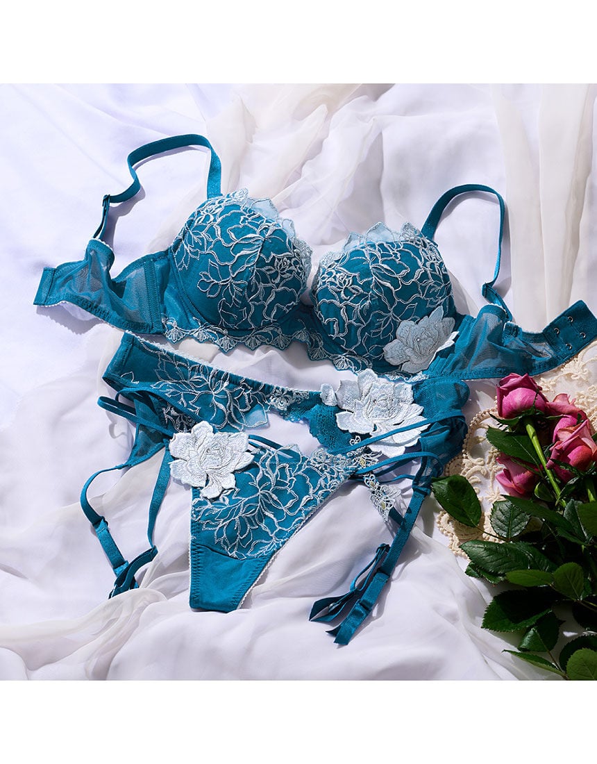 サルート Tバックショーツ PTJ417｜ワコール直営の公式下着通販サイト