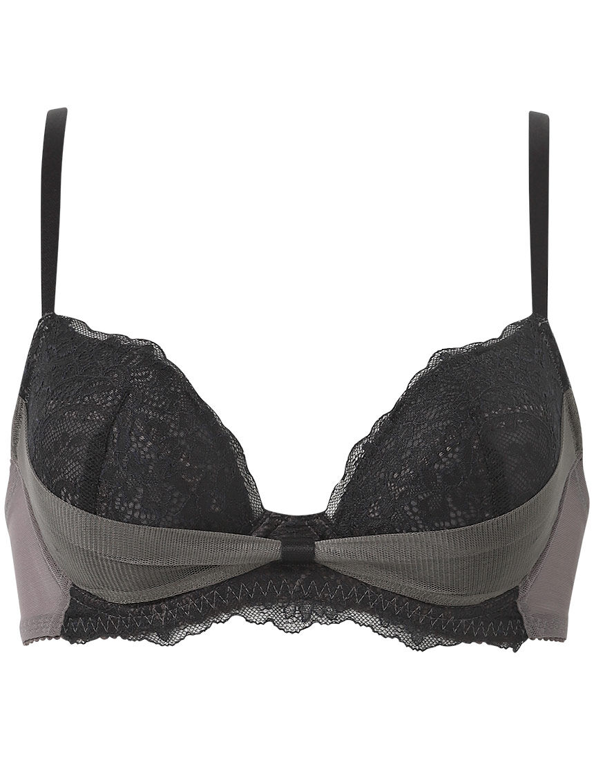 ワコール はじめてのワイヤーブラに！ リボンブラ For girls