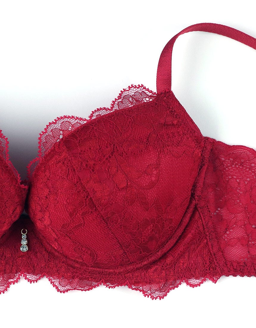 サルート 脇・背中すっきり、胸はリッチに Rich Veil Bra