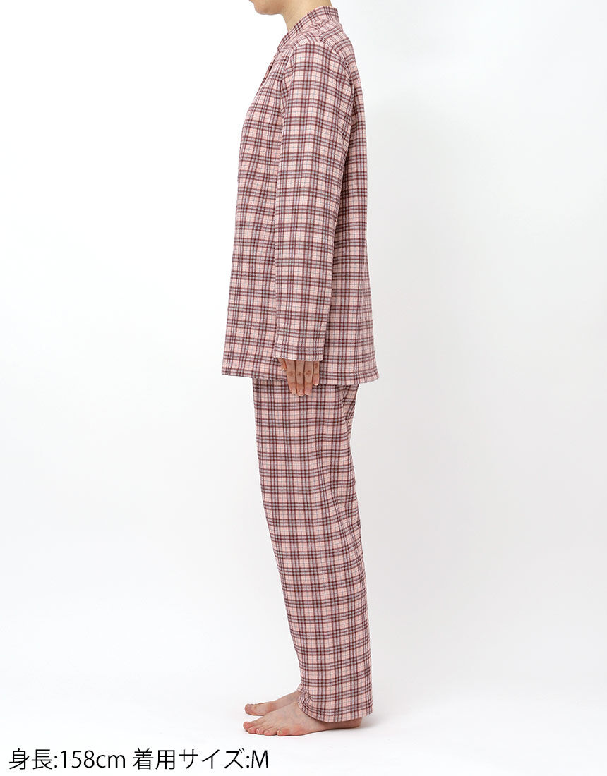 ワコール／ラブボディ チェック柄と更紗柄のニットキルトパジャマ