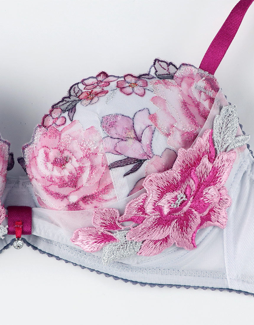 サルート 【リボンブラ】谷間をキープして美しく魅せる 3／4