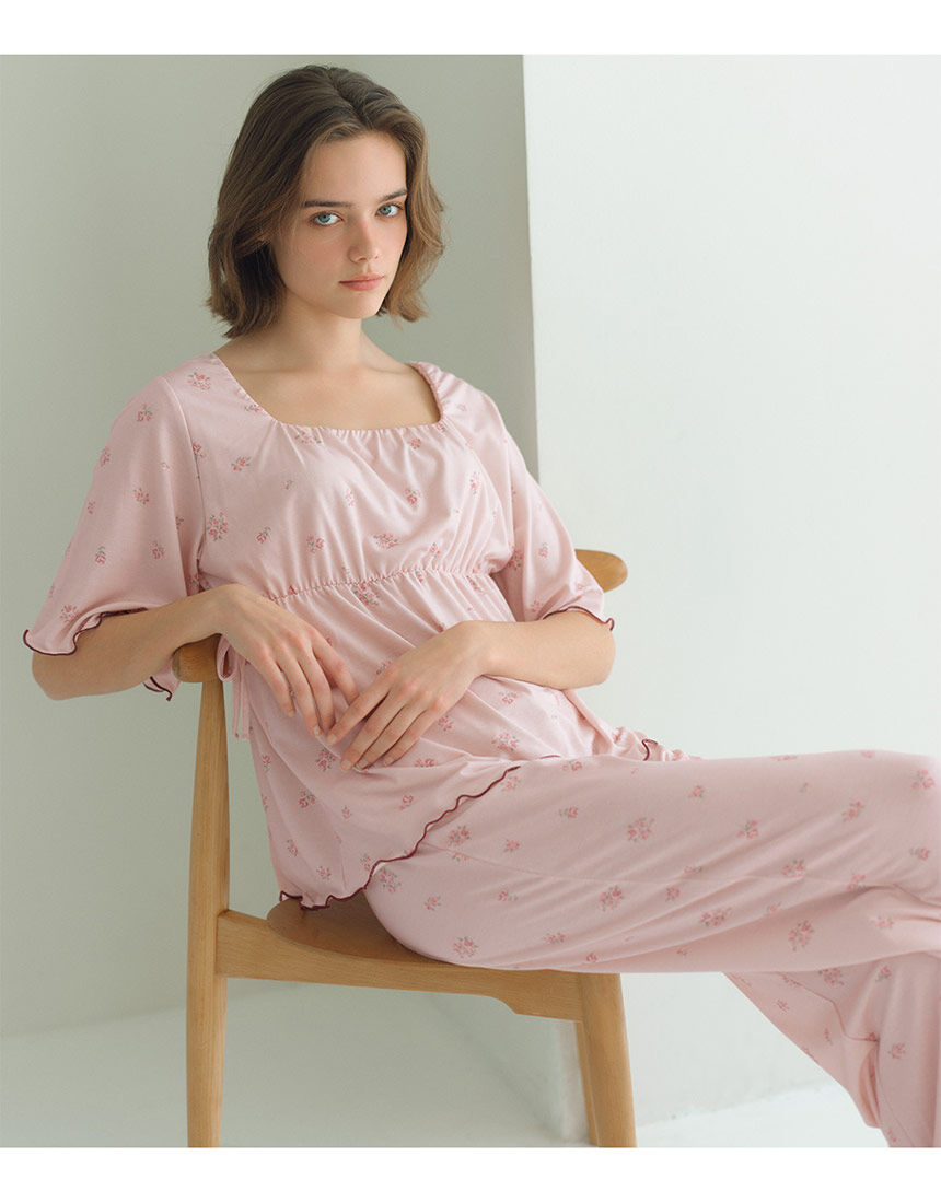 アキアカネ　さえら　ルームウェア　レース花柄ピンク薄手かわいいパジャマ アキアカネ さえら ルームウェア レース花柄ピンク薄手かわいい