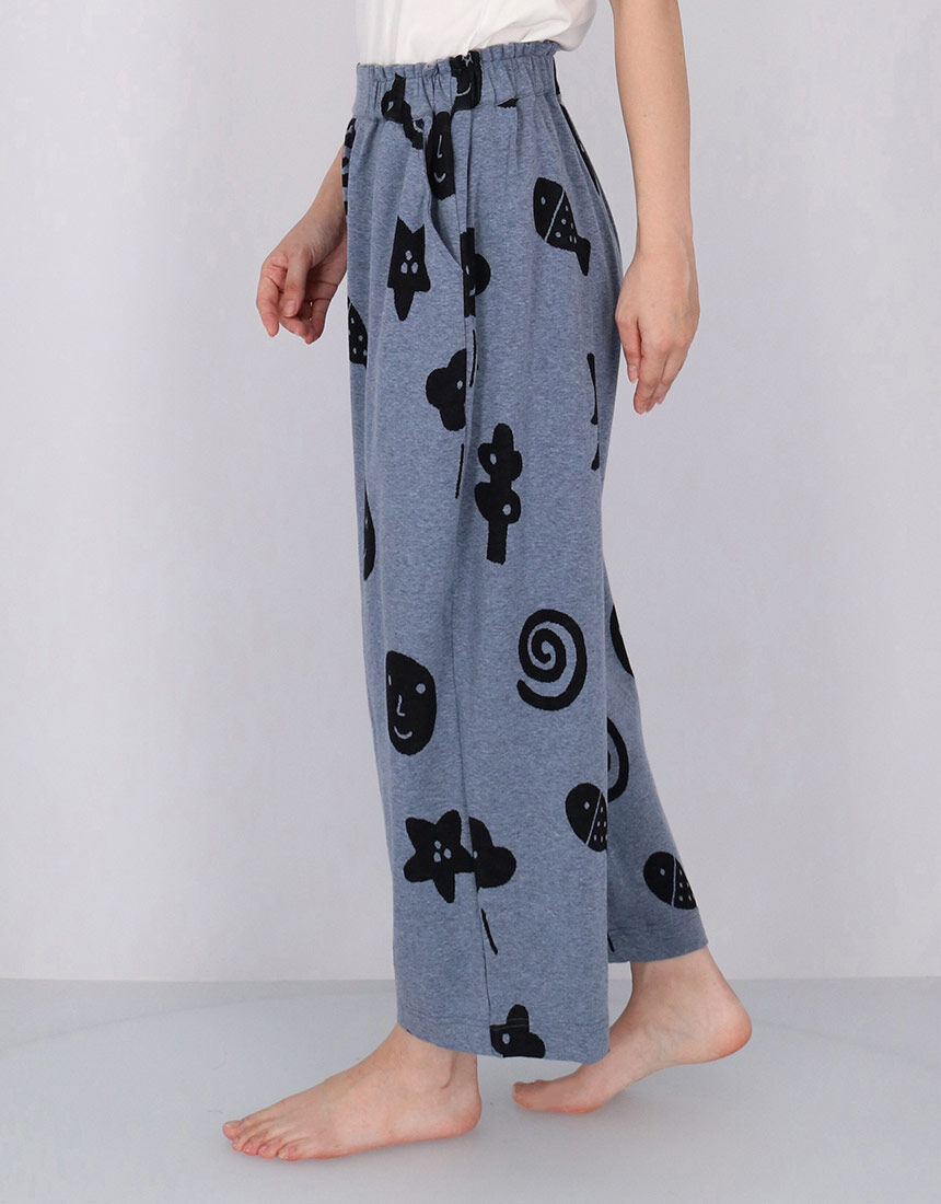 アツコマタノ 【綿100％】ジャカード素材 太陽や雲、星などの