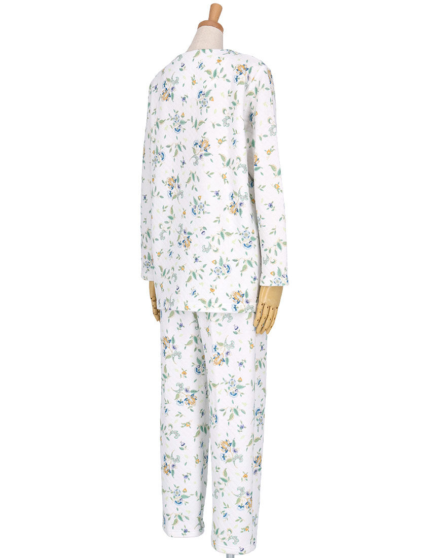 ワコール_リラックス＆スリープ 【綿混】中わた入りでとてもあたたかい