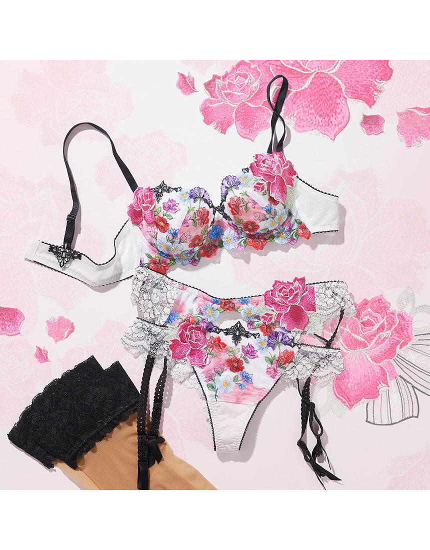 希少完売品✨WACOAL サルート63g♥︎ サルート63G ガーターベルト まがる