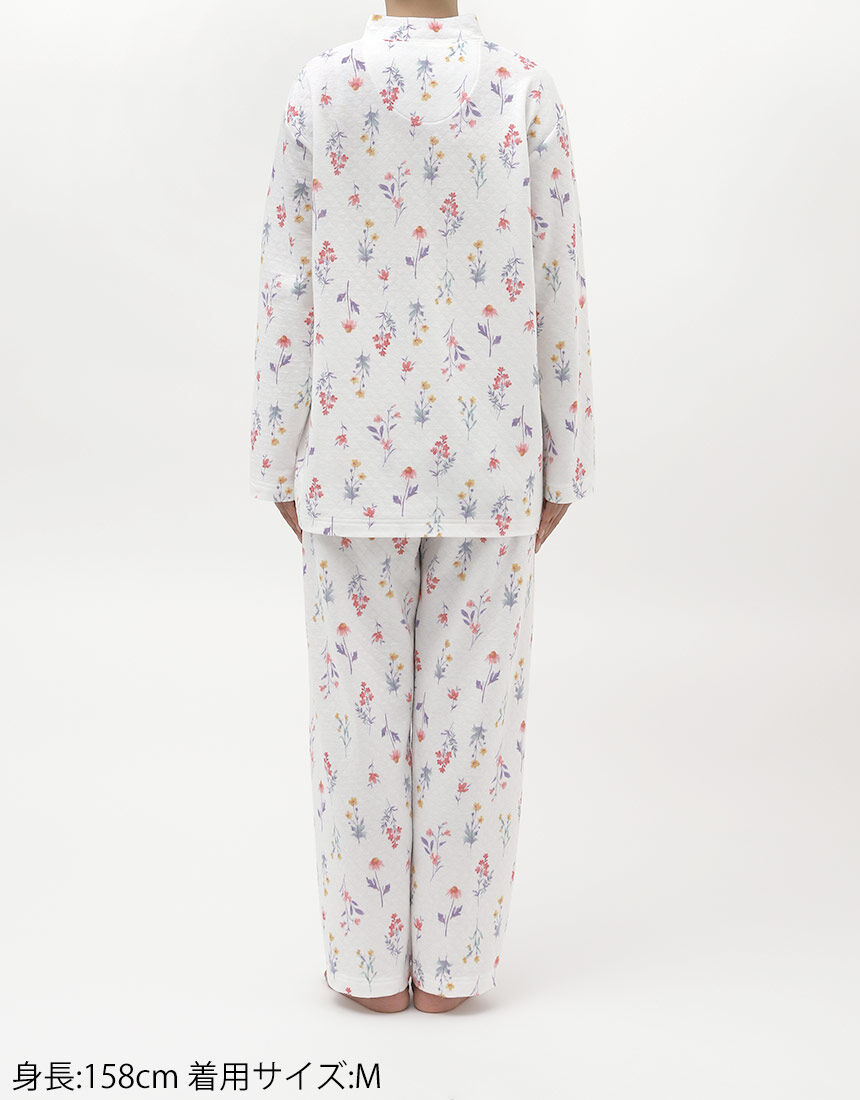 ウイング／スリープ 【あったか】【脇接ぎなし】野の花柄 パジャマ