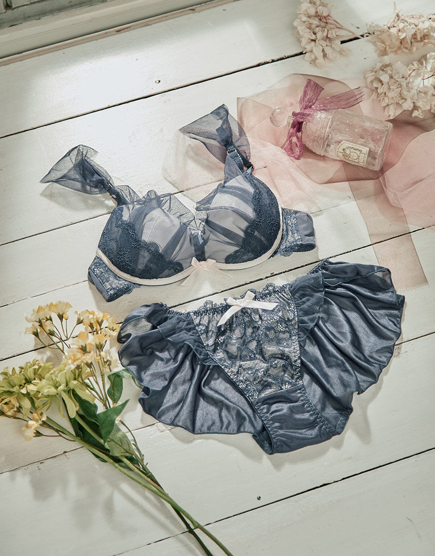 northerly (ノーザリー) プリンセスチュールストラップフリル ブラ