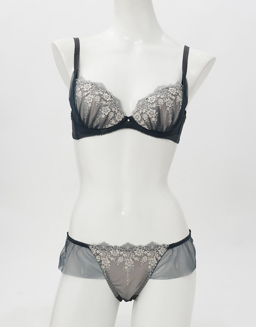 Lingè Noël ランジェノエル リュミエール ブラ＆ショーツセット BZL324