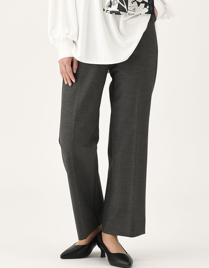 ワコール_カルソン 動きやすいストレッチ素材 美しいヒップシルエット