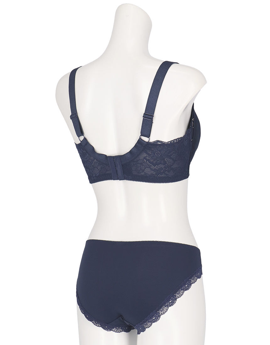 Lingè Noël ランジェノエル 美胸脇高 グラマーサイズ ブラ＆ショーツ