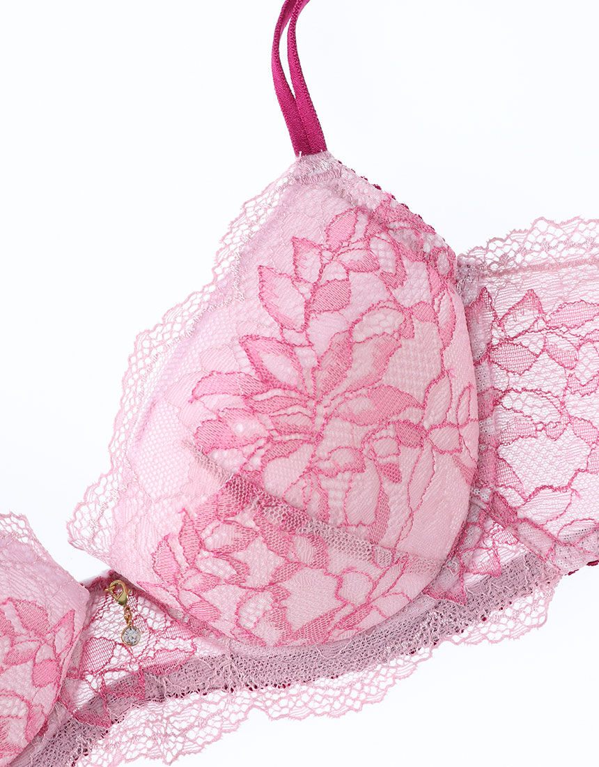 ウイング／レシアージュ 【脇〜背中すっきり！肩ひも見えてもおしゃれ