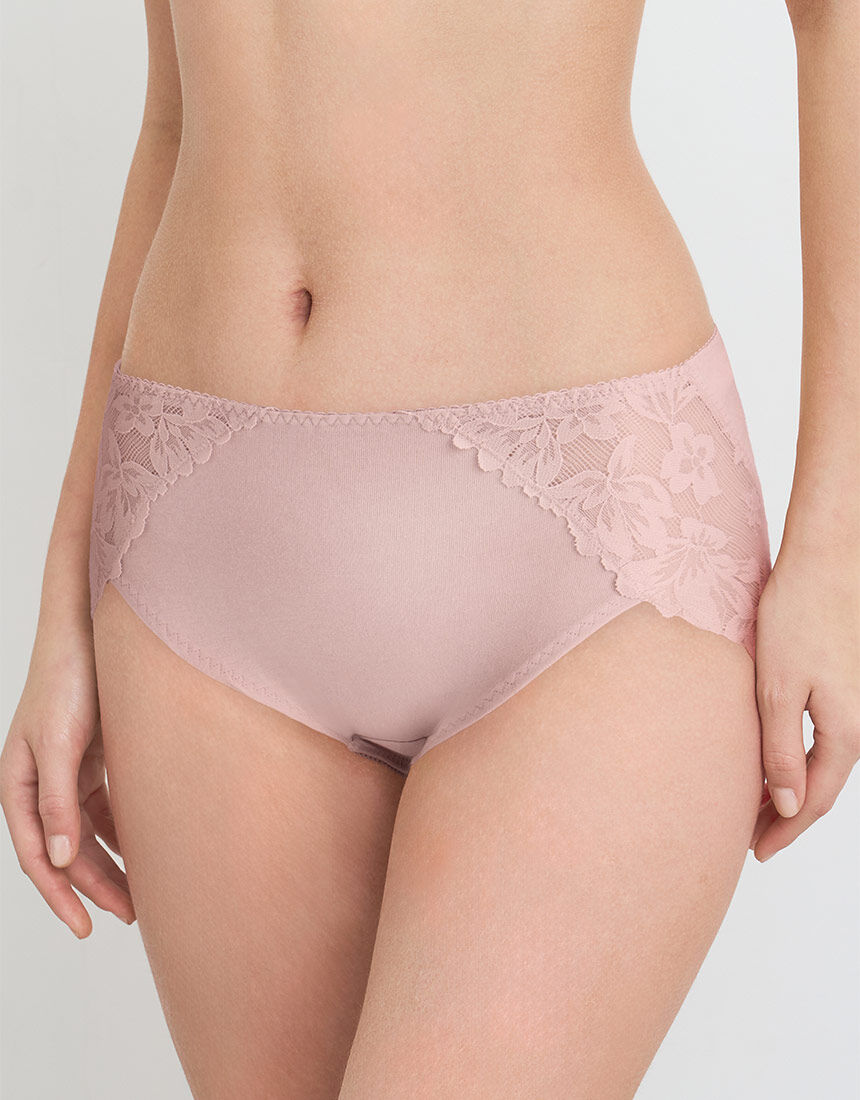 ワコール 【すそピタレーシィ】立体的におしりを包みこむ レディス