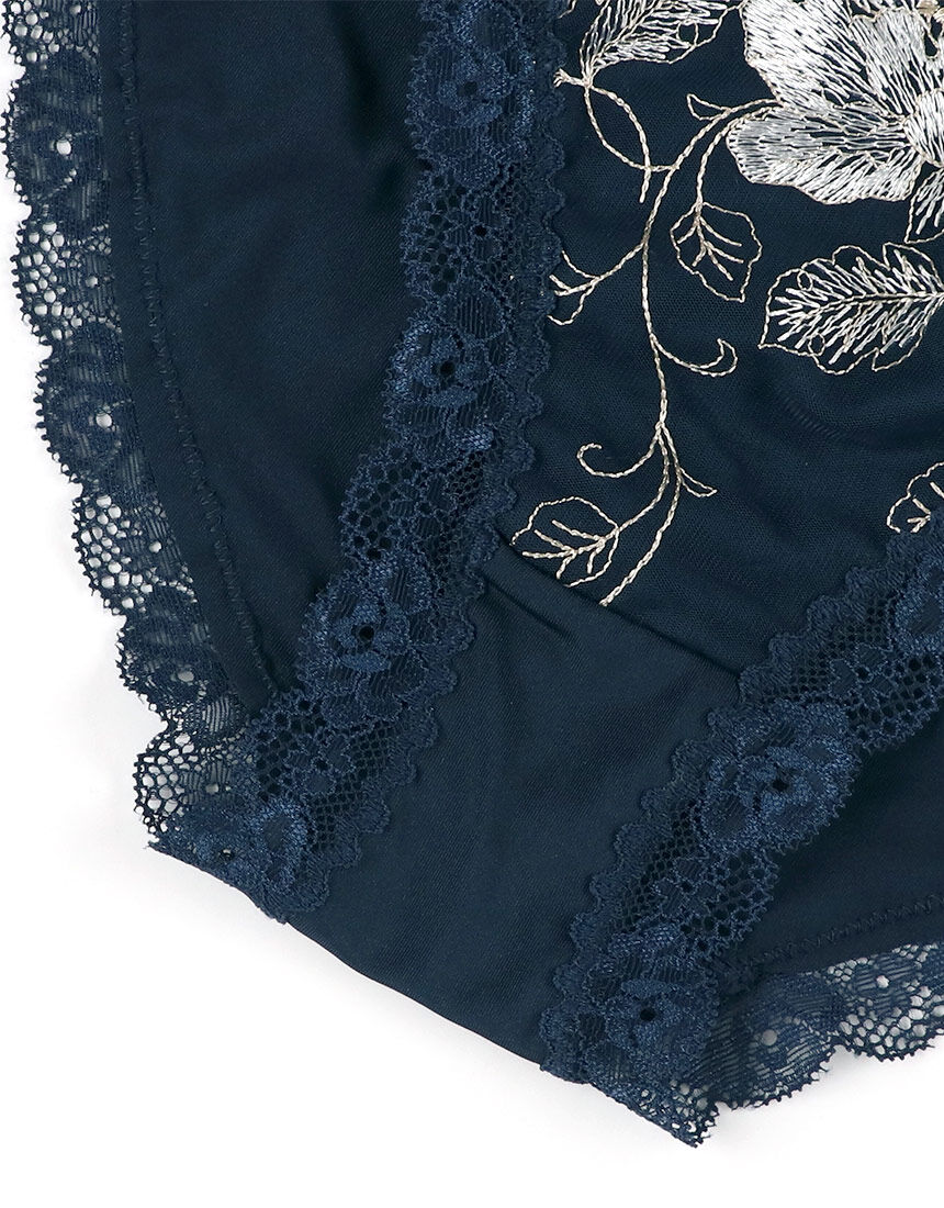 Lingè Noël ランジェノエル 美胸脇高 グラマーサイズ ブラ＆ショーツ