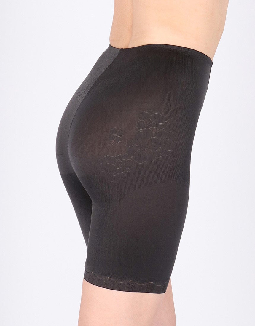 ウイング まるみのあるヒップラインに【キュッとアップパンツ