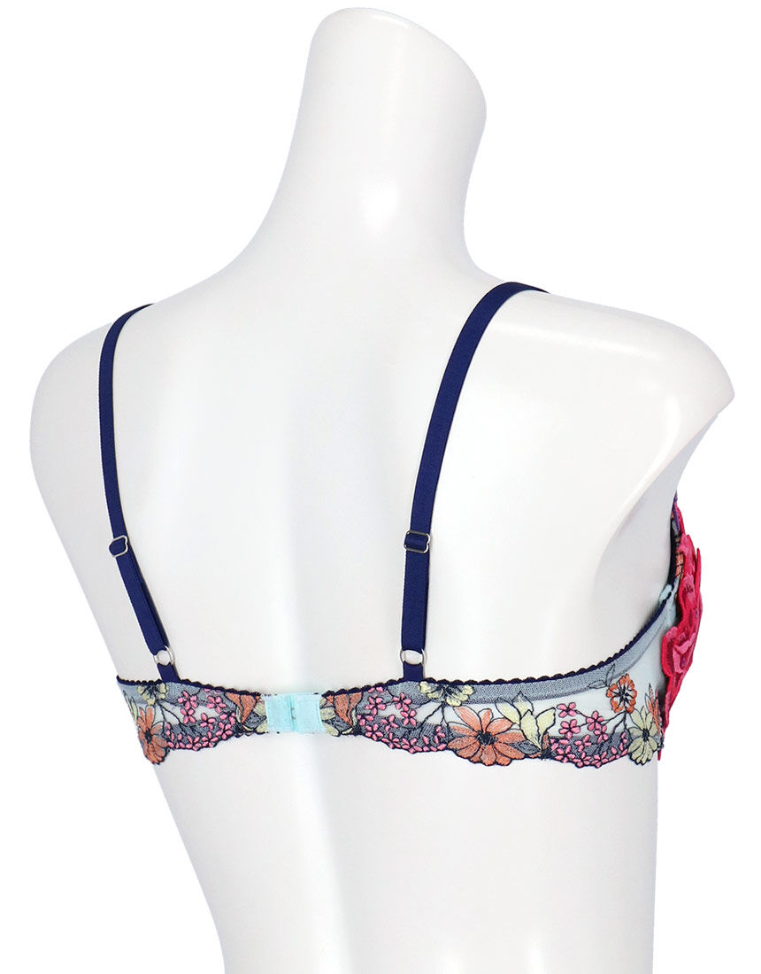 サルート 【復刻デザイン 限定発売商品】C〜Iカップ：きれいな谷間を