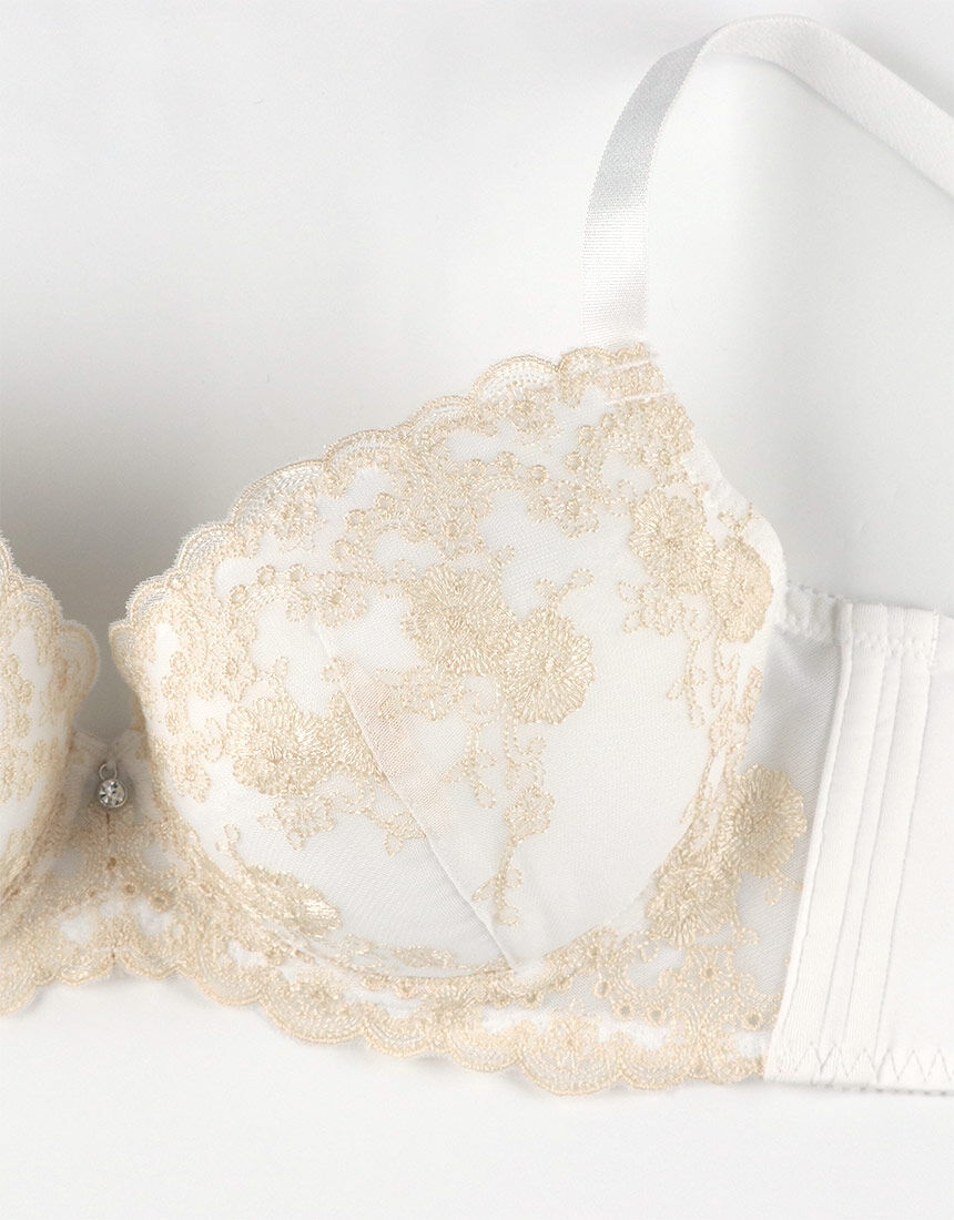 Lingè Noël ランジェノエル 美胸脇高 ブラバックスムージング型 ブラ