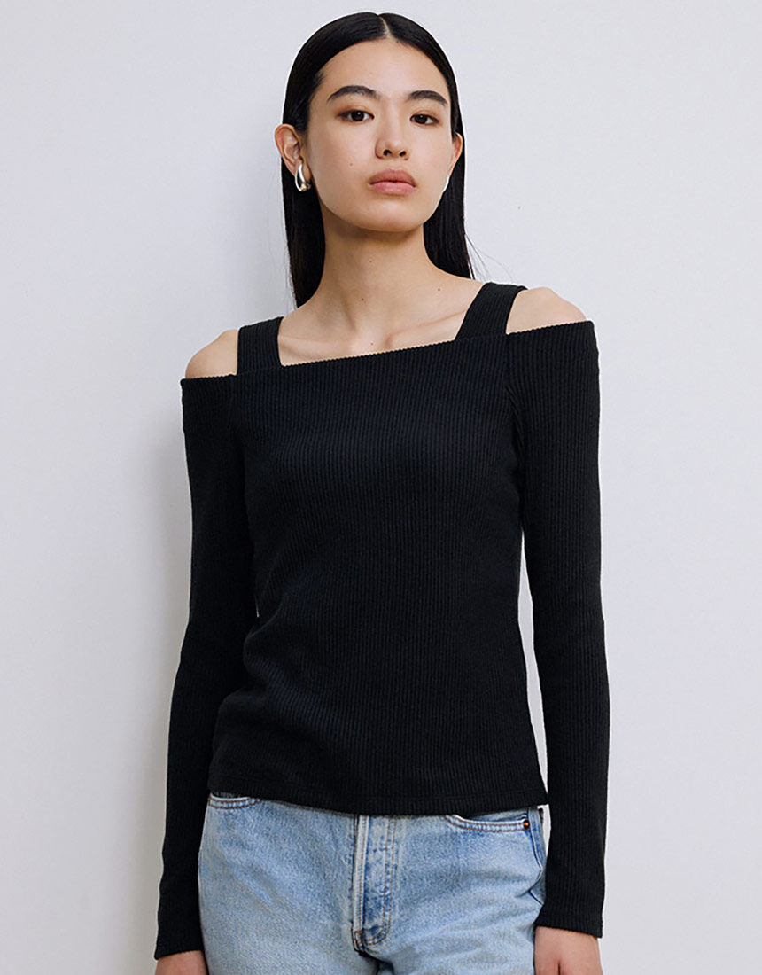 ワコール☆カップインオフショルダー ブラック ニット 長袖 OUR WACOAL カップインストラップオフショルダー アウター