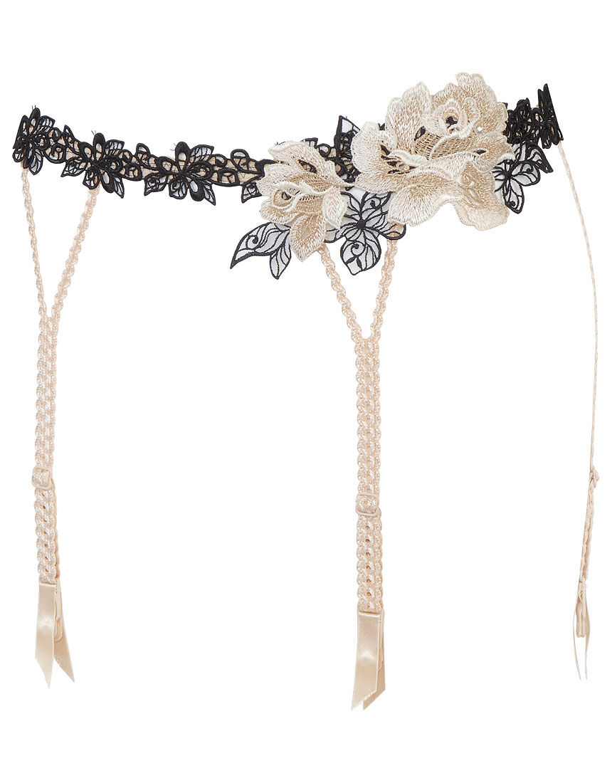 サルート 06 OV クリーム ガーターベルトM 新品 タグ付き サルート 06