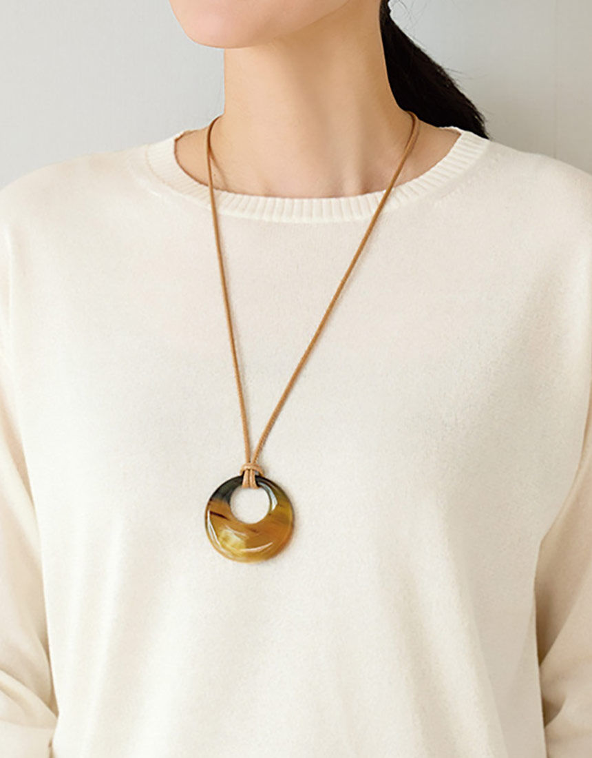 水牛ネックレス