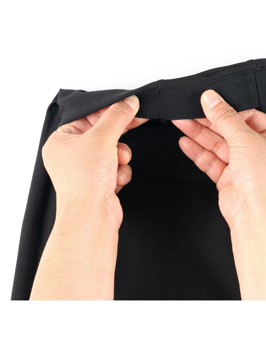 ワコール_カルソン たてよこに伸びるストレートシルエットパンツ